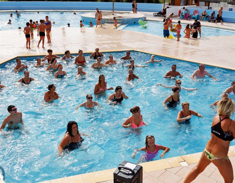 location-mobil-home-camping-aquagym-saint-cyprien-bonnes-vacances-sarl