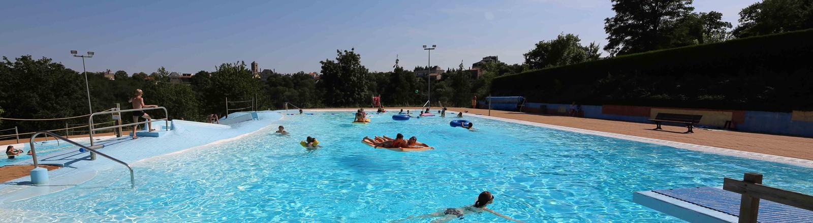 camping-nature-avec-piscine-chauffee-bonnes-vacances-sarl