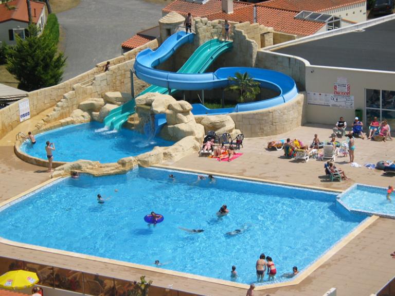 location-mobil-home-camping-piscine-chauffee-saint-hilaire-de-riez-bonnes-vacances-sarl