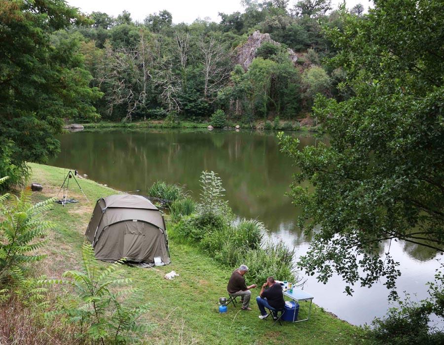 location-vacances-nature-avec-lac-peche-bonnes-vacances-sarl