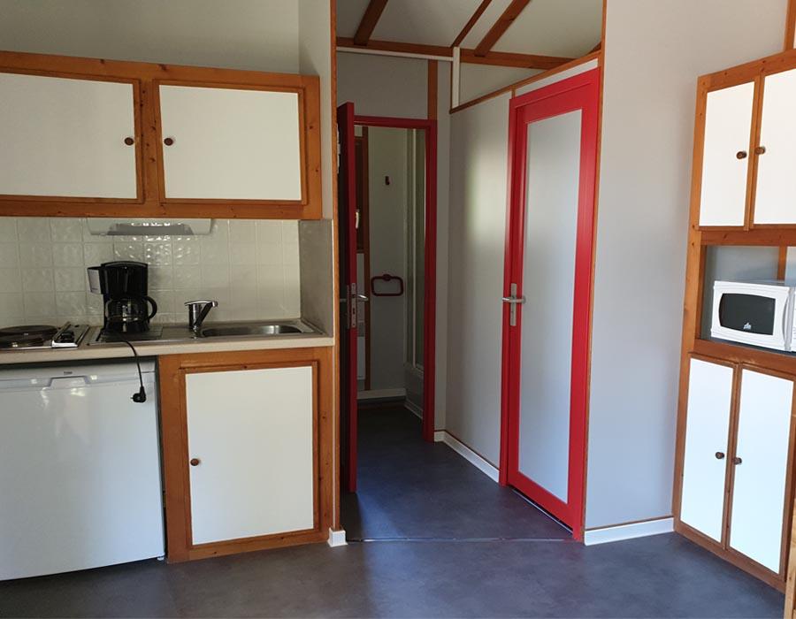 location-chalet-1-chambre-camping-deux-sevres-bonnes-vacances-sarl