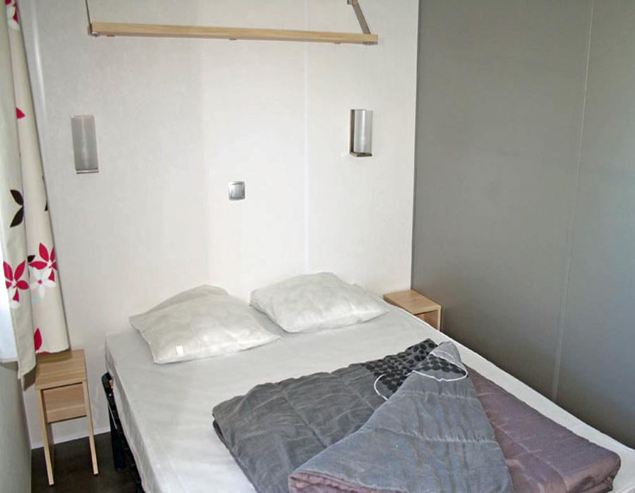 location-mobil-home-2-chambres-4-personnes-confort-lit-double-camping-secondigny-bonnes-vacances-sarl
