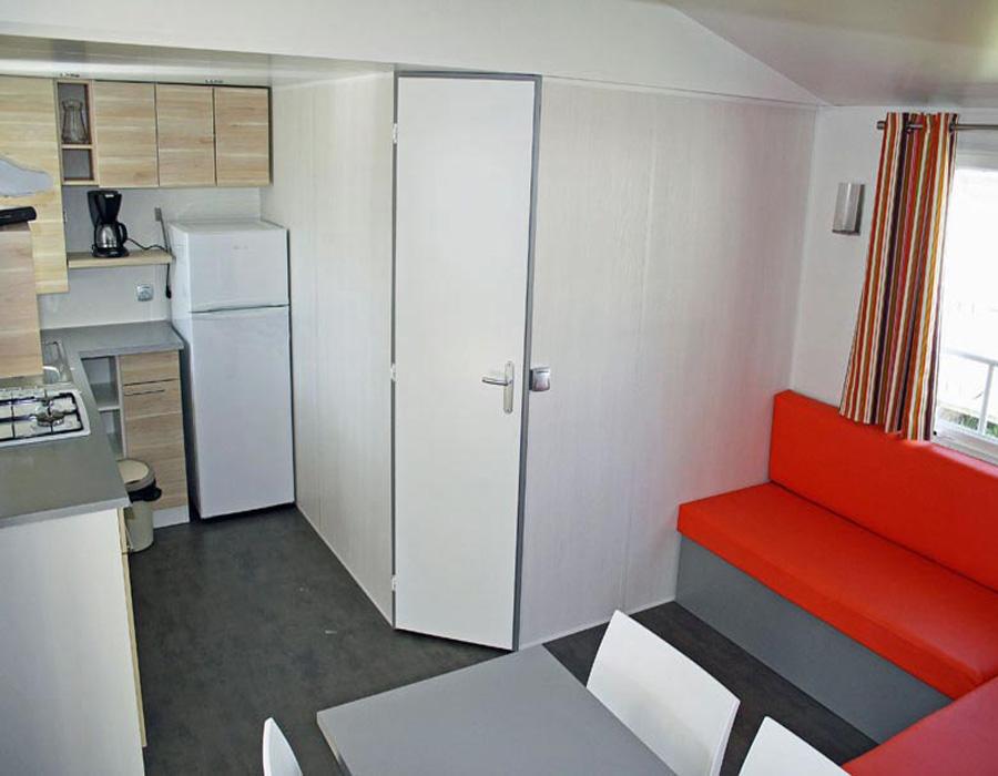 location-mobil-home-2-chambres-5-personnes-sejour-camping-saint-cyprien-bonnes-vacances-sarl