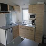location-mobil-home-2-chambres-avec-cuisine-camping-saint-cyprien-bonnes-vacances-sarl