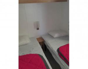location-mobil-home-premium-3-chambres-pour-6-personnes-camping-saint-cyprien-bonnes-vacances-sarl