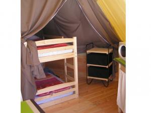 location-tipi-insolite-2-chambres-lit-simple-camping-vendee-bonnes-vacances-sarl