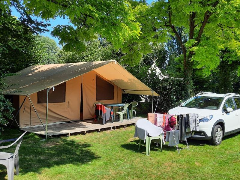 location-tente-meublee-5-personnes-camping-proche-puy-du-fou-bonnes-vacances-sarl