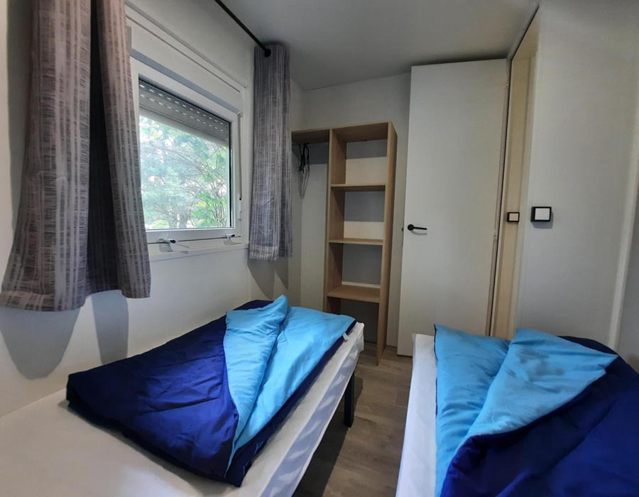 location-mobil-home-4-personnes-proche-puy-du-fou-futuroscope-camping-4-etoiles-deux-sevres-bonnes-vacances-sarl